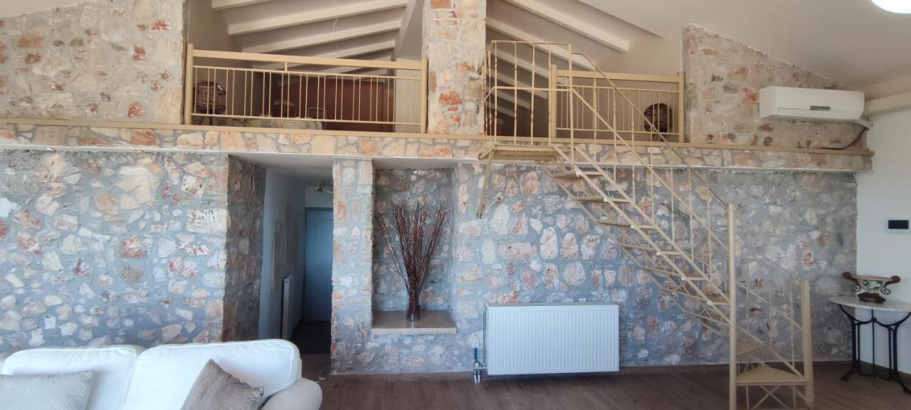 Ellie'S Stonehouse Gianapa, Porto Rafti, Greece, 190 03, Gr Villa Екстериор снимка